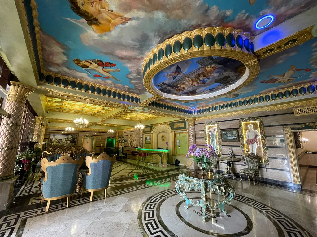 3-комнатная квартира рядом с морем, панорамные окна с видом на море