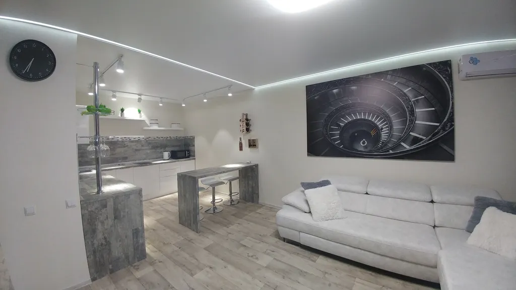 Апартаменты с джакузи и прекрасным видом на город