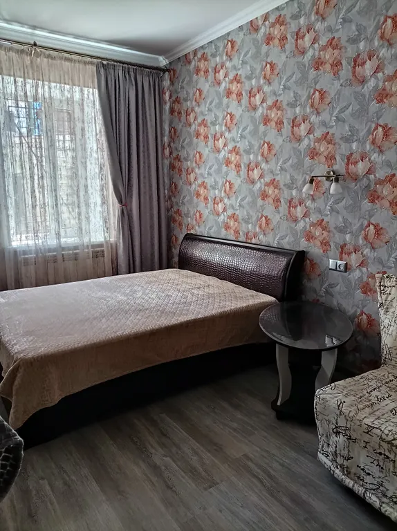 Квартира Уютная квартира с небольшой зеленой зоной отдыха — Евпатория