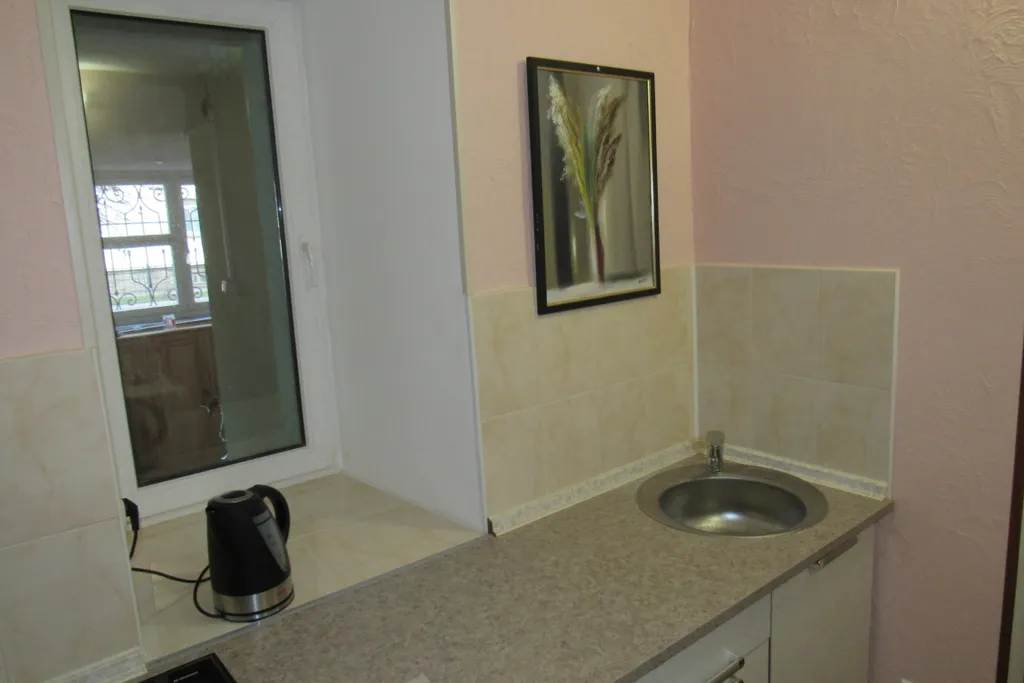 Апартамент у летнего сада с отдельным входом с улицы и террасой