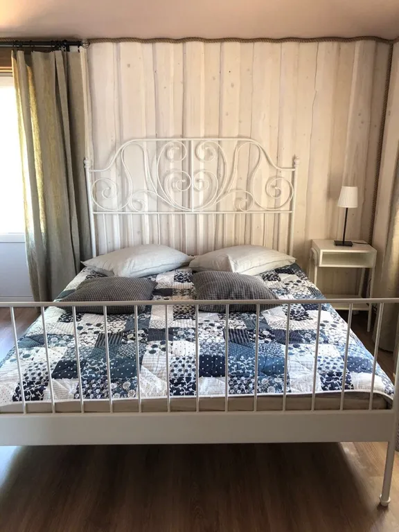 6-комнатный Дом