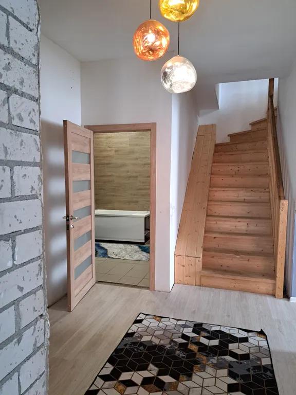 Двухэтажная большая квартира для 2-3 семей