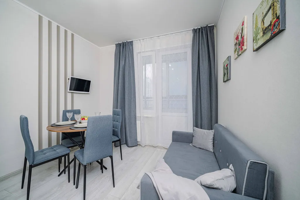 Квартира Уютная, светлая, только после ремонта квартира ждет своих гостей — Екатеринбург