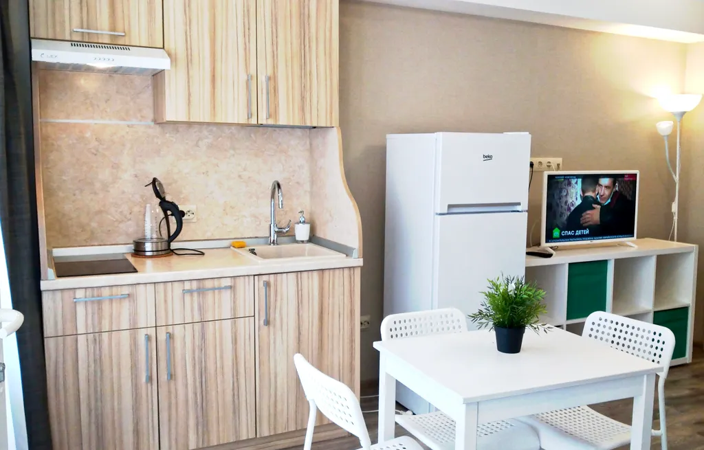 Квартира Апартаменты в Адлере напротив жд вокзала — Адлер