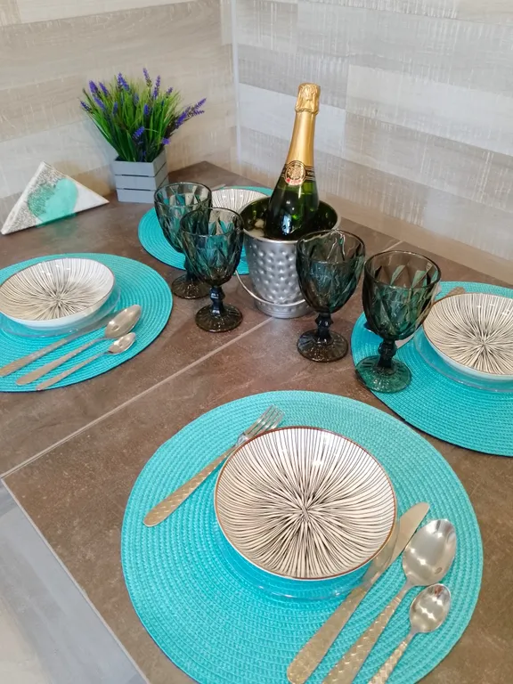 Комфортная квартира в престижном районе — аренда посуточно в Углич