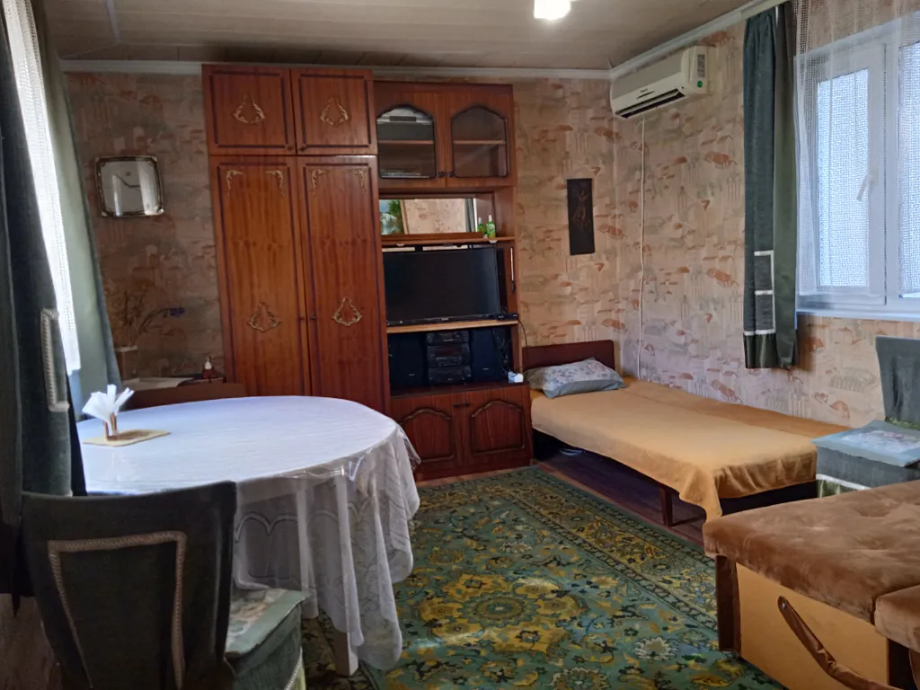 Коттедж Уютный домик с закрытым двором в центре — Дербент