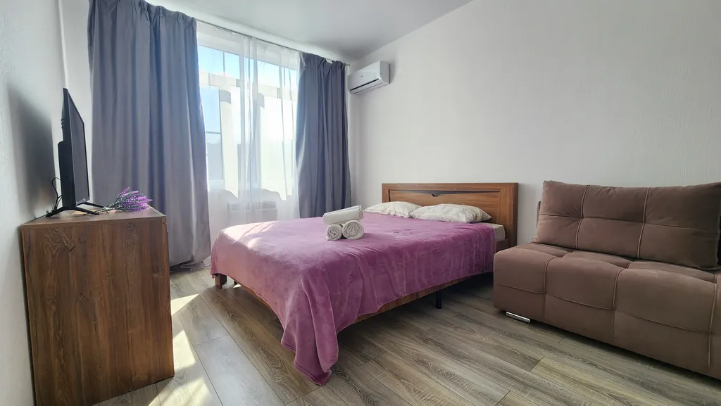 Однушка в корпусе с бассейном