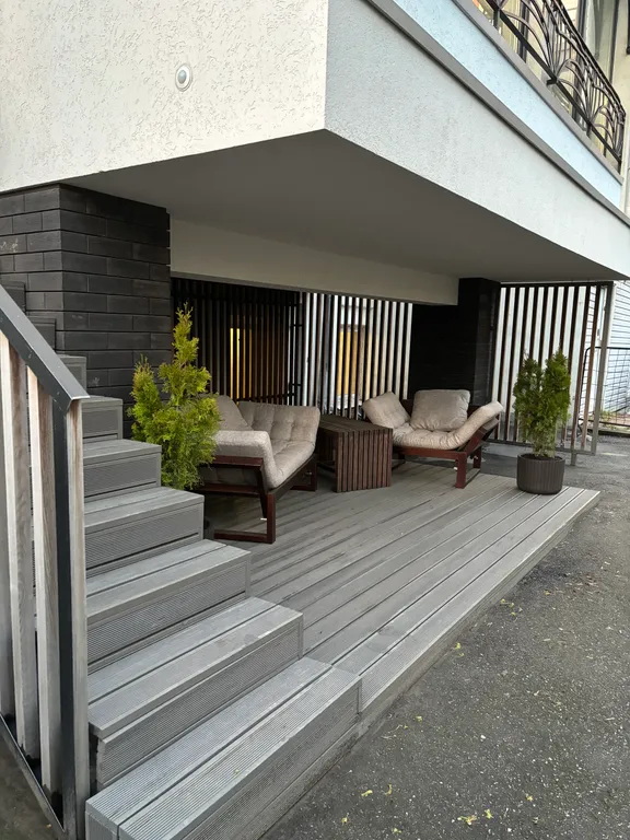 Современная двухуровневая квартира в самом центре города