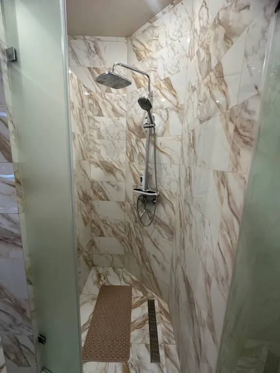 Новый уютный чистый дом в центре города