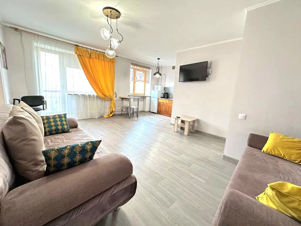 2-комнатная квартира в центре рядом с КузГТУ и РЕАцентром