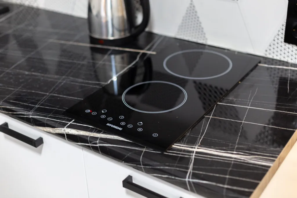 Студия Аллея 114 с балконом и видом на лесопарк