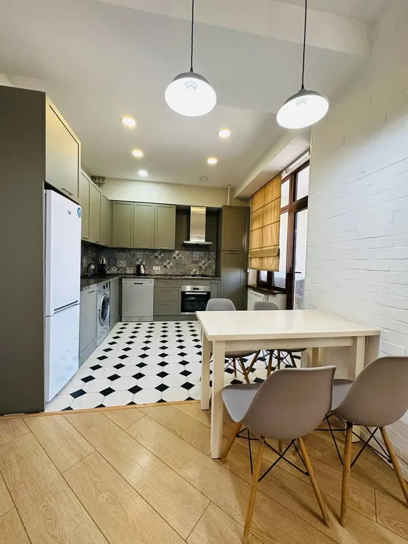 3-комнатная элитная квартира в центре города