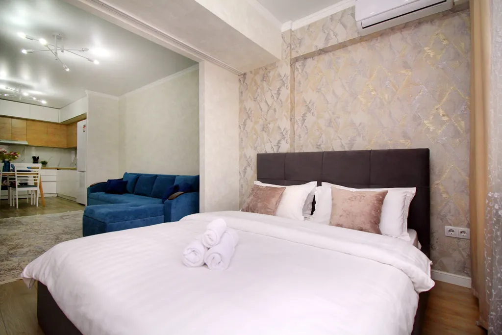 Квартира Светлая студия в Молодежке — Алматы