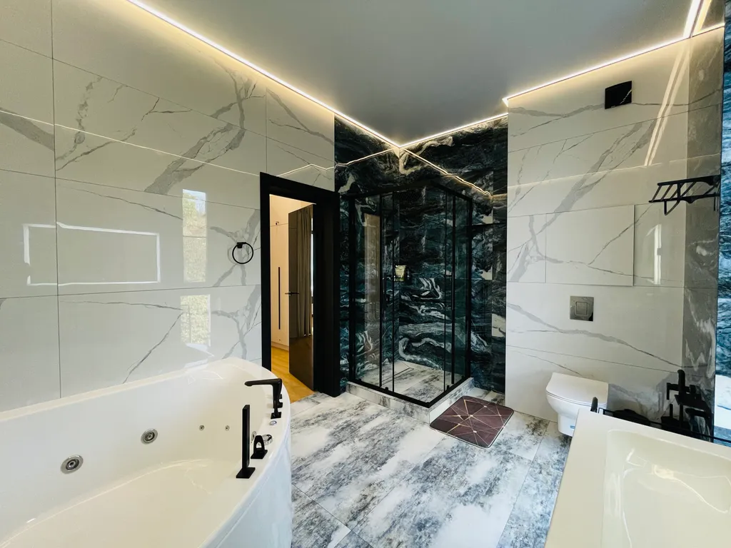 Вилла с бассейном и баней