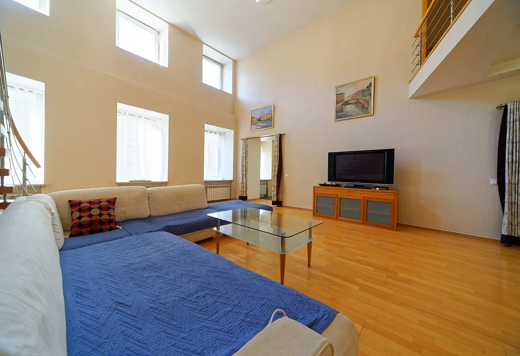 Квартира Двухэтажные апартаменты лофт Европа — Санкт-Петербург