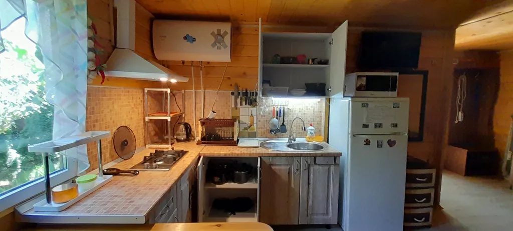 Коттедж Дом из бруса в саду — Анапа