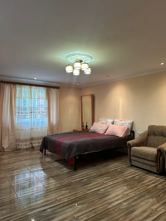 Коттедж Уютный дом в центре города — Сухум