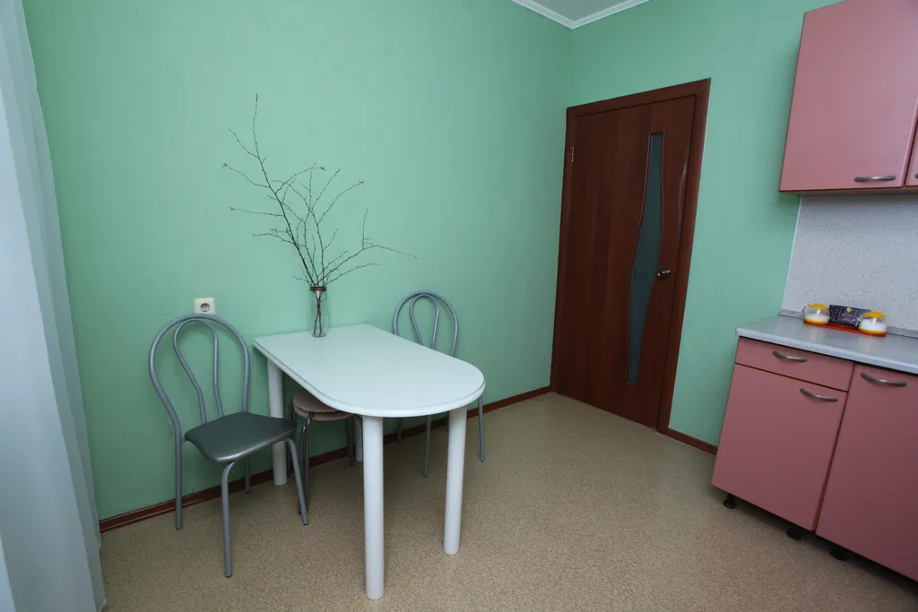 Квартира Уютная квартира рядом с трц планета и скирт — Красноярск