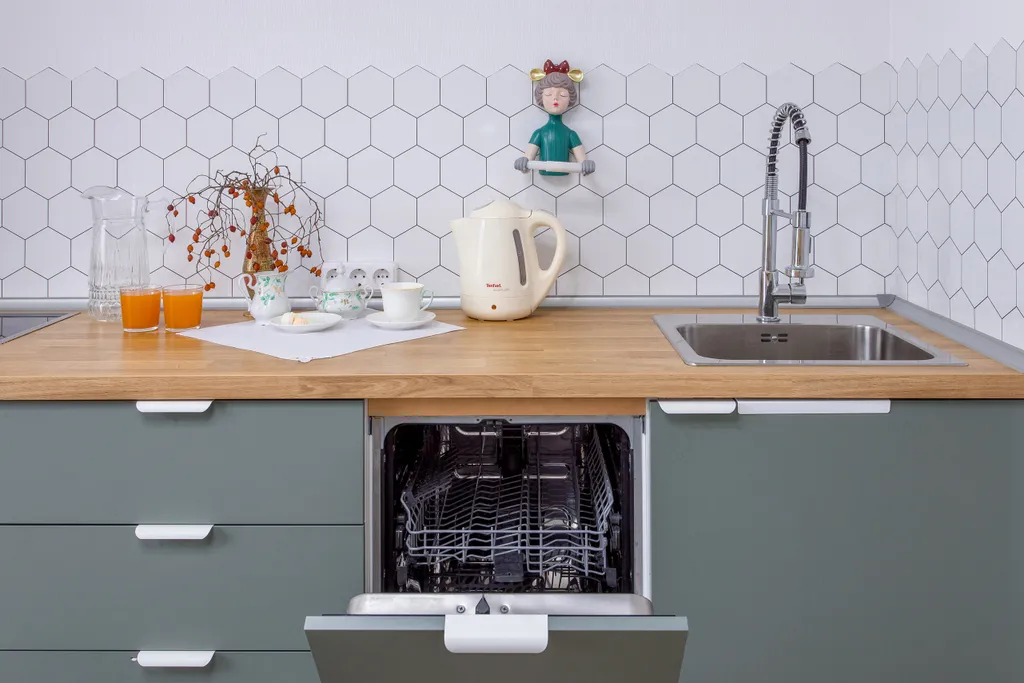 Family sea holidays море+озеро+бассейн