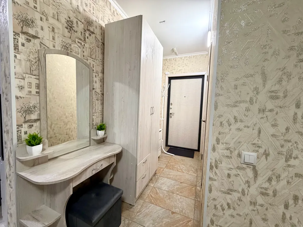 Квартира возле аэропорта в новом доме