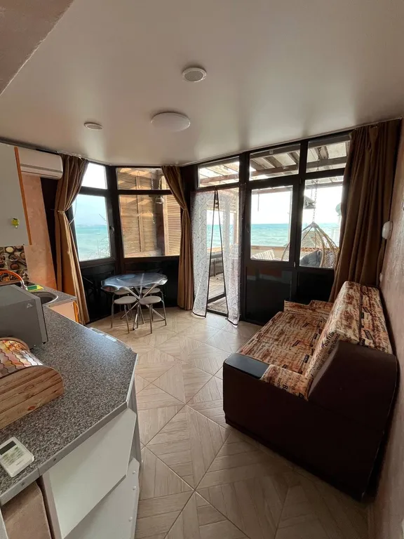 Коттедж Часть дома с террасой и отдельным входом — аренда посуточно в Орловка