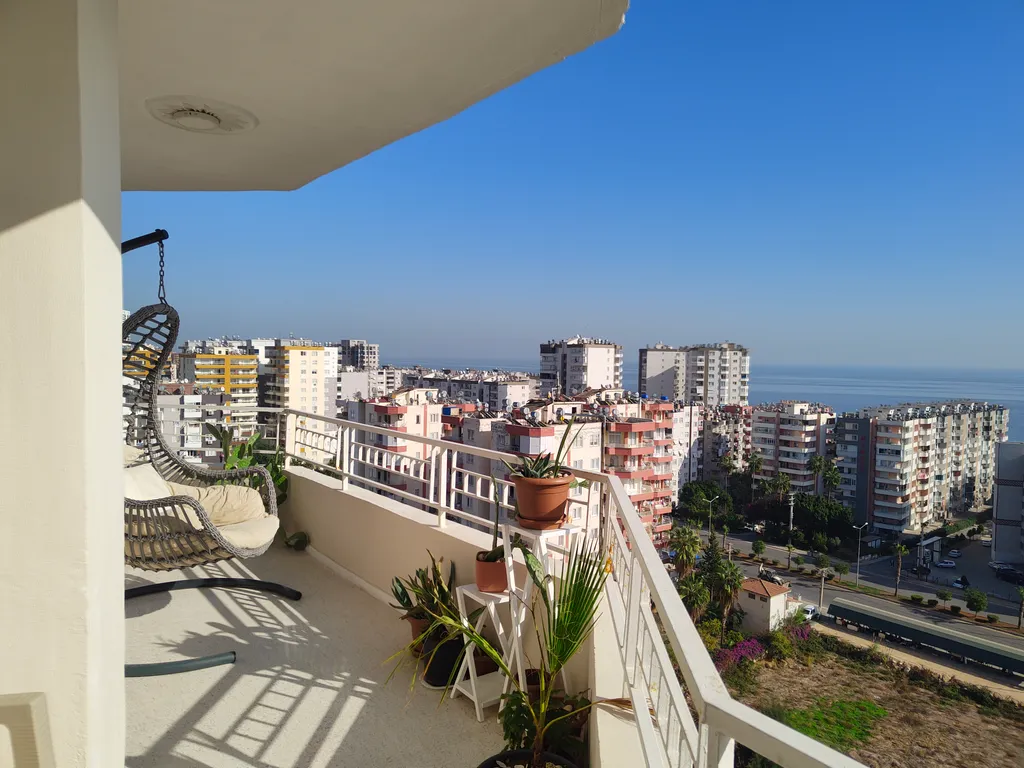 Квартира с видом на море и горы из всех окон