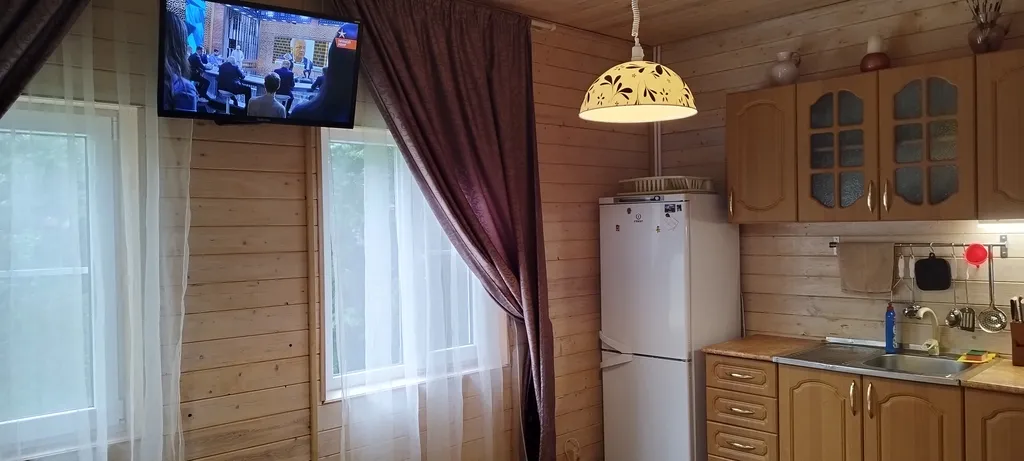 Романтик у реки