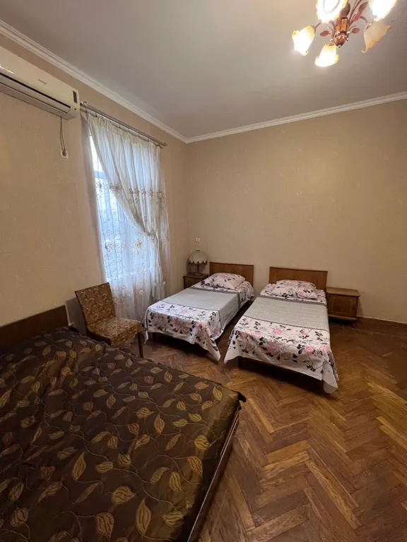 Коттедж Отличный дом — Сухум