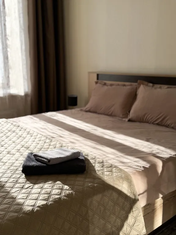 Стильная квартира в центре Мурманска на ул. Октябрьской, 3