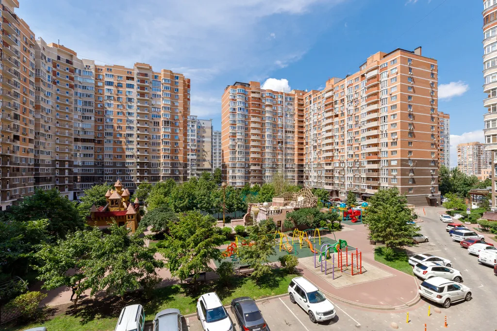 Трёхкомнатная квартира с сауной рядом с центром