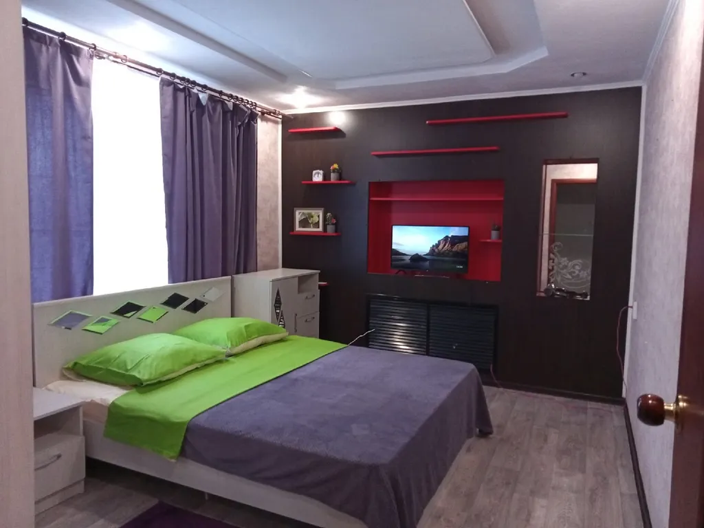 Квартира Двухкомнатная квартира в центре — Голышманово