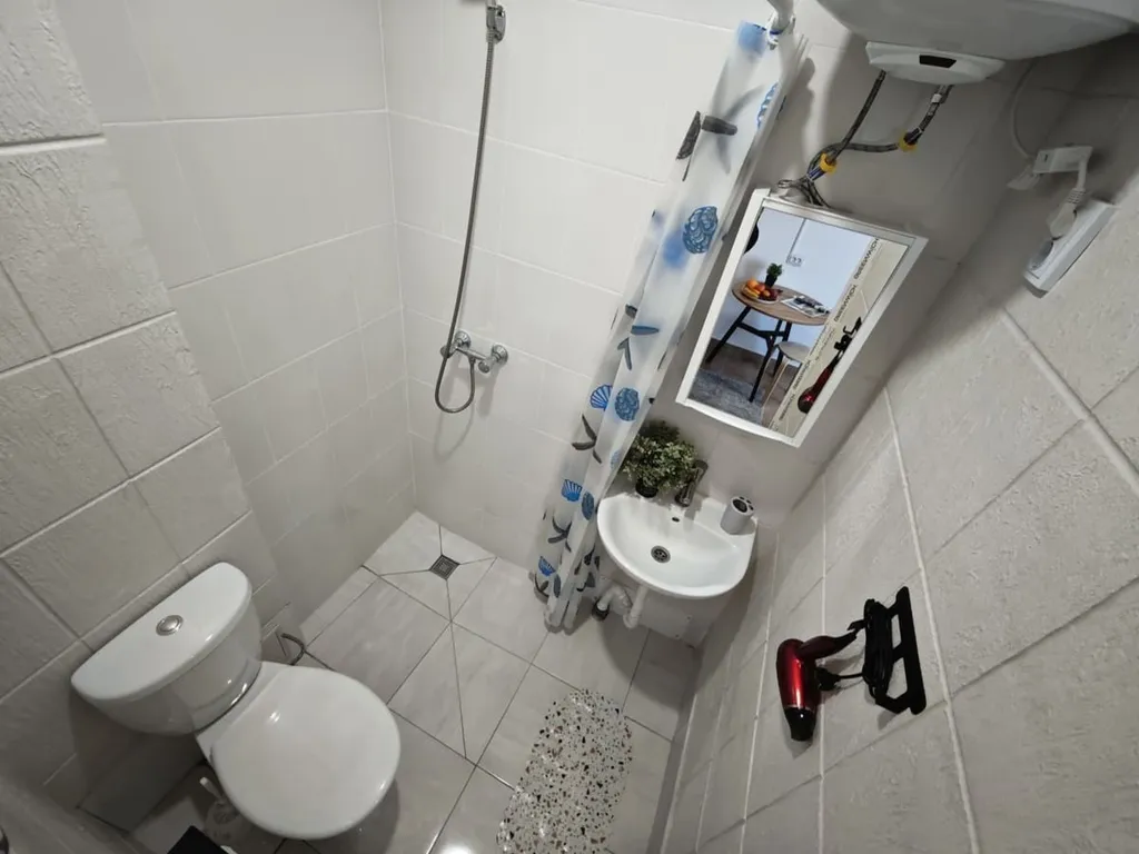 Прекрасная студия с новым ремонтом на двоих гостей