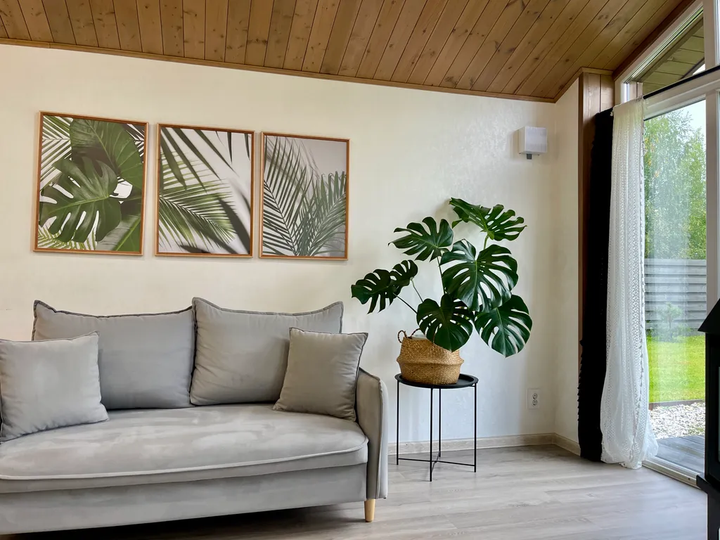 Вместительный уютный дом с камином, русской баней и банным чаном