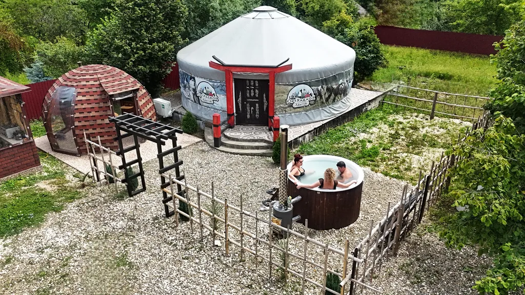 Коттедж Большая Монгольская юрта — аренда посуточно в Каменномостский