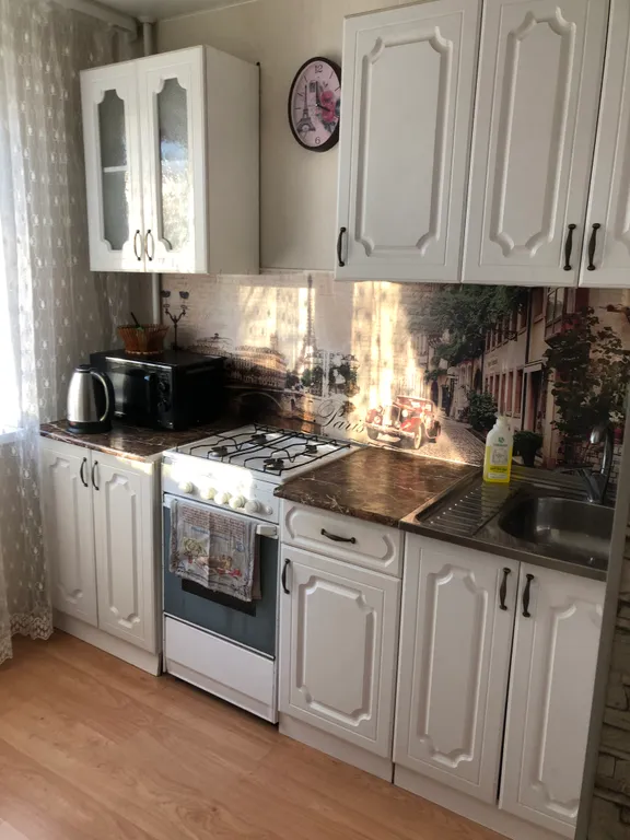 1к квартира, район площади Васнецова — аренда посуточно в Орск