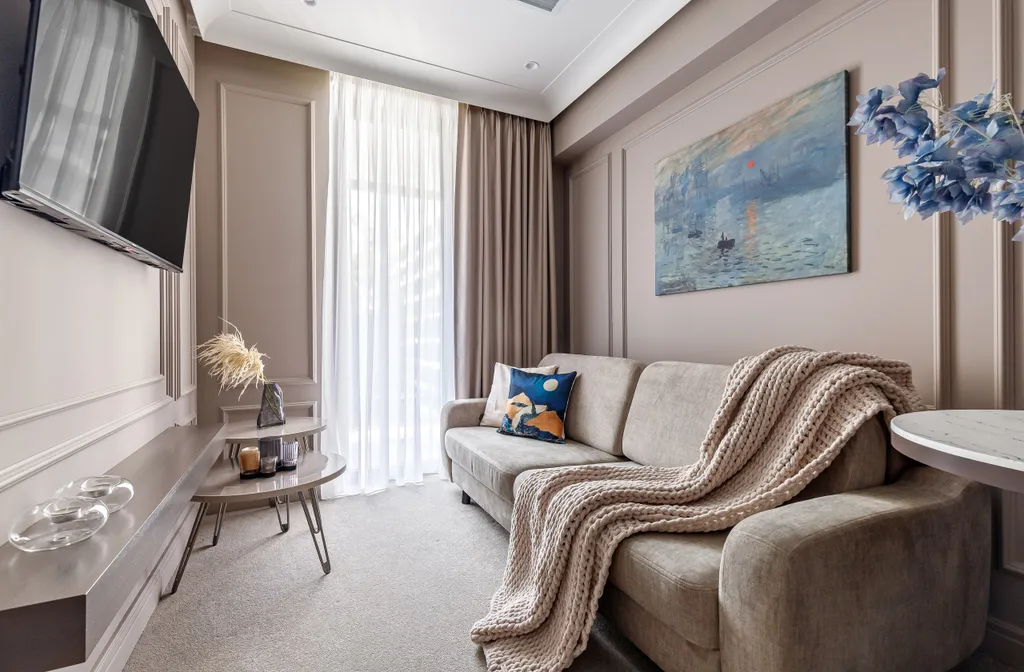 Апартамент в отеле Моне