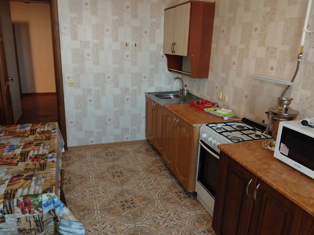 Квартира Просторная квартира в центре города с видом на море — Ейск