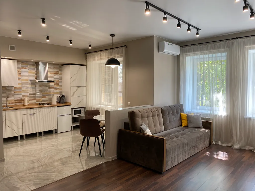 Квартира Уютная студия в новом доме, парковка в закрытом дворе, самый центр — аренда посуточно в Тверь