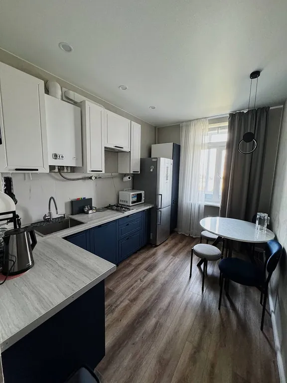 Современная квартира у самого моря. Отдых в тишине и комфорте.