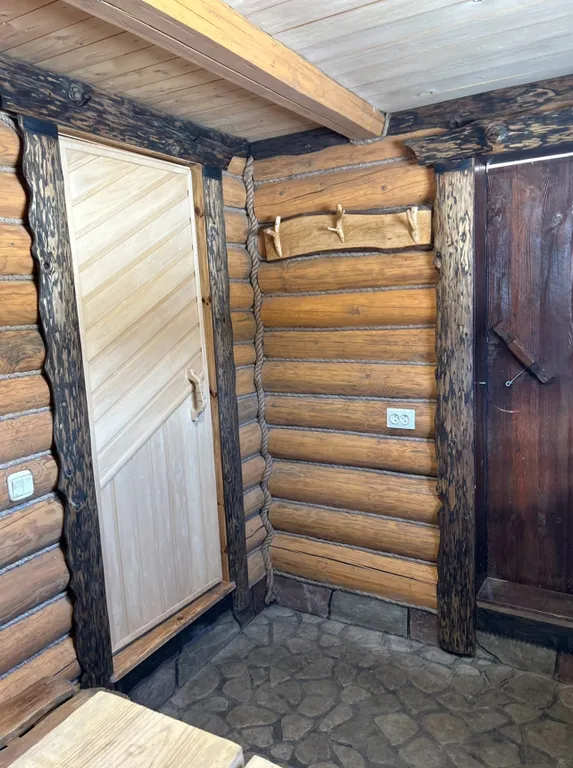 A-frame lamour house