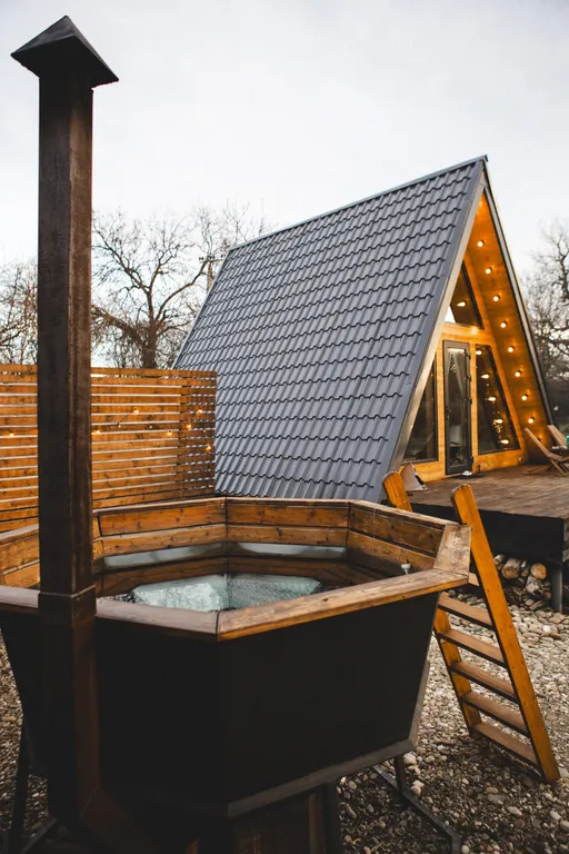 Стильный Афрейм-дом у леса