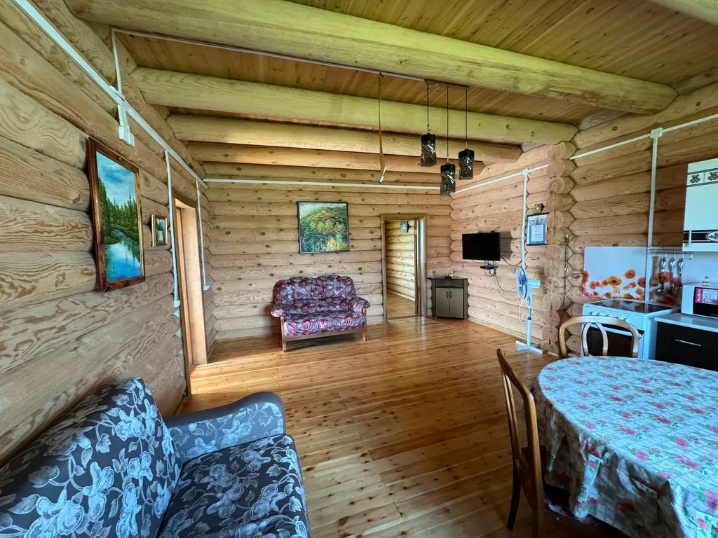 Усадьба Гусли, Кедр