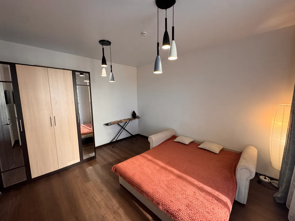 Уютная 2-комнатная квартира рядом с Ботаническим садом Вилар — аренда посуточно в Битца