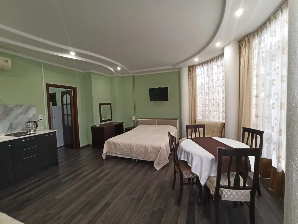 Комфортные апартаменты-студия 4+