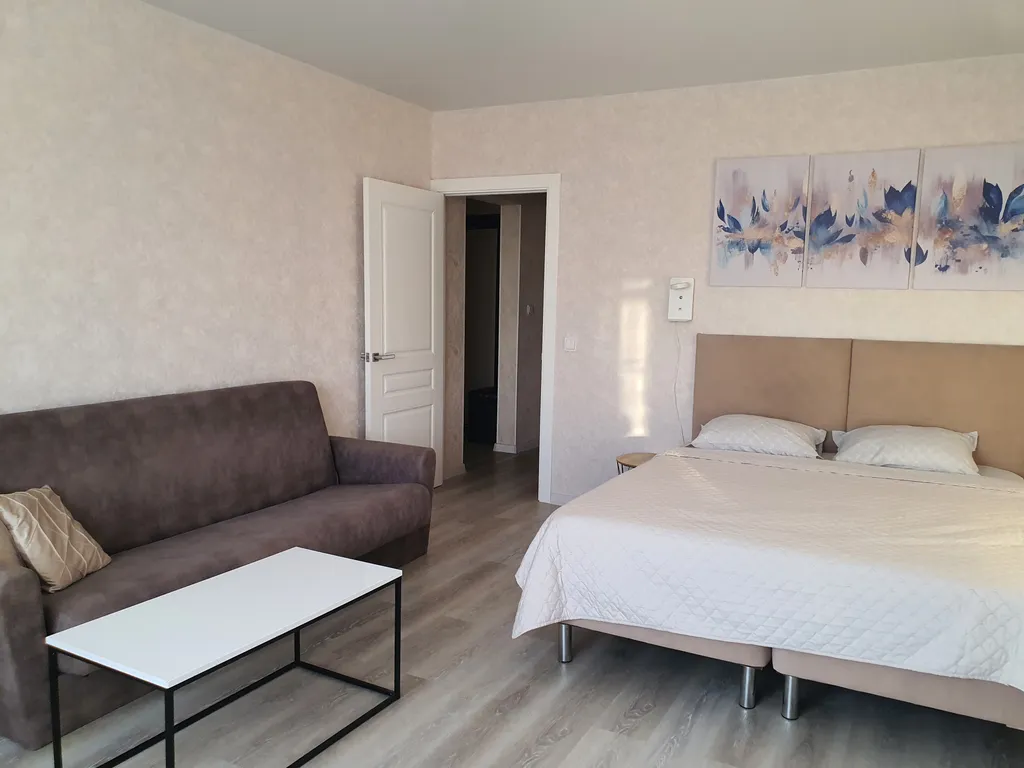 Уютная квартира с красивым видом на закат