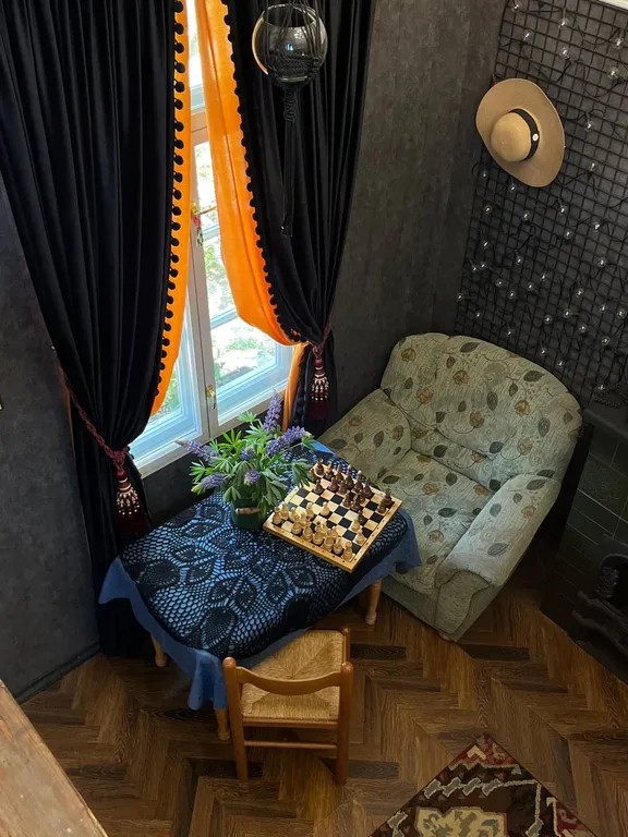 Коттедж Домик Есенина — Калининград