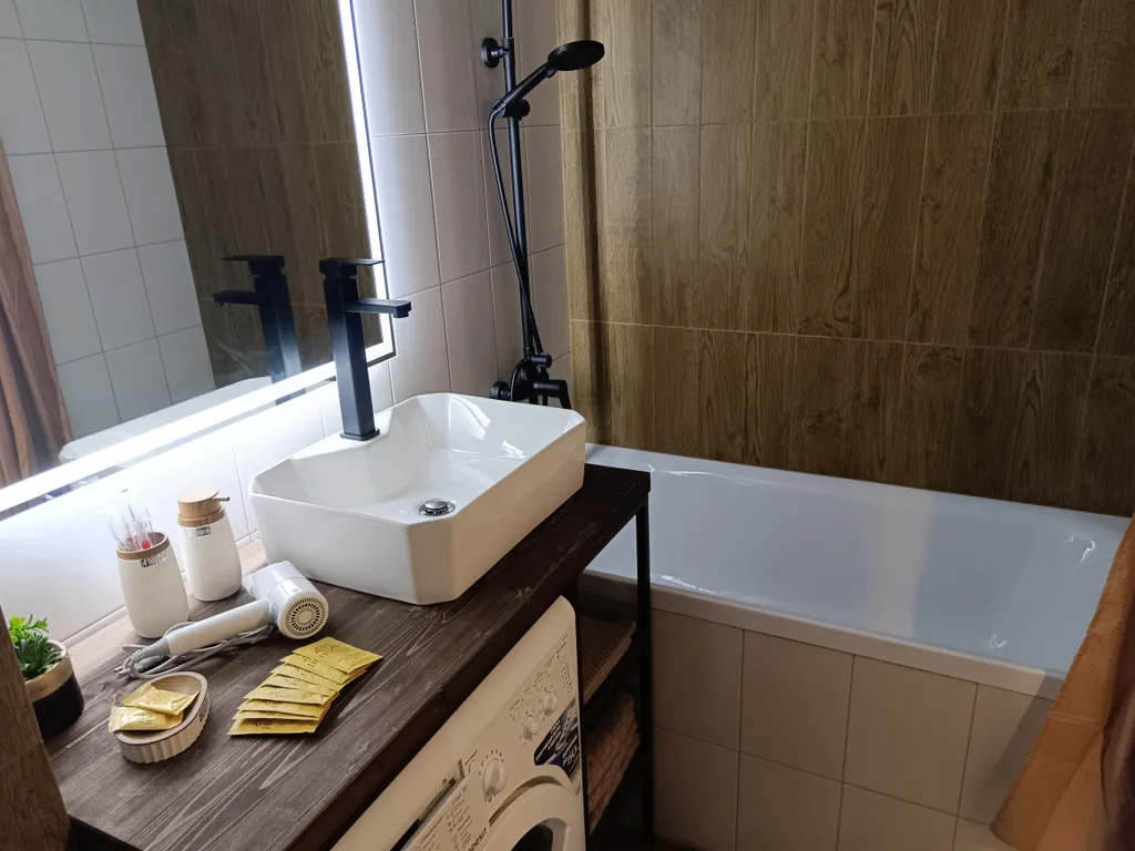 Просторный дизайнерский лофт в центре города