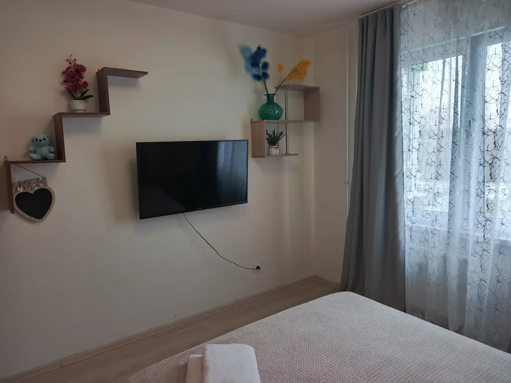 Квартира Квартира Микрорайон компрессорный в новостройке Хрустальные ключи — Екатеринбург