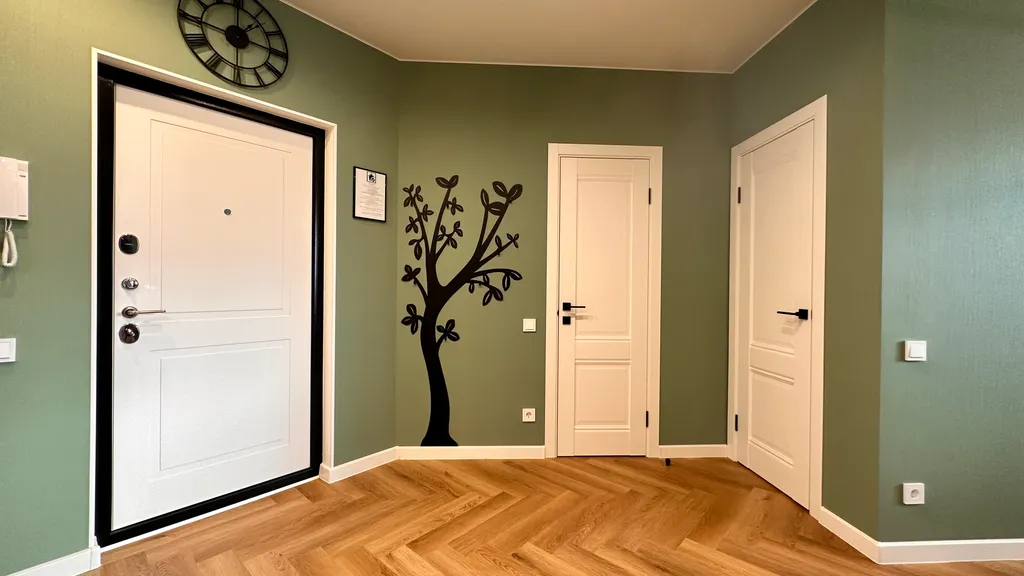 Евродвушка около МЦД-3, с видом на парк