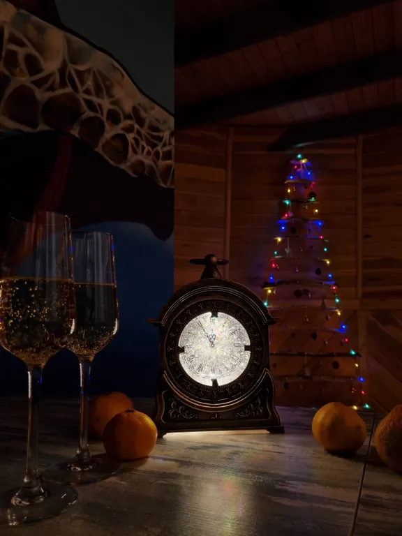 Уникальный двухкупольный дом-бунгало